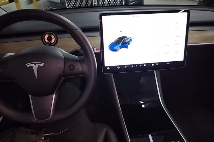 Used Tesla Model 3 2019 Standard Range Rear-Drive Upgraded Version Center Console
