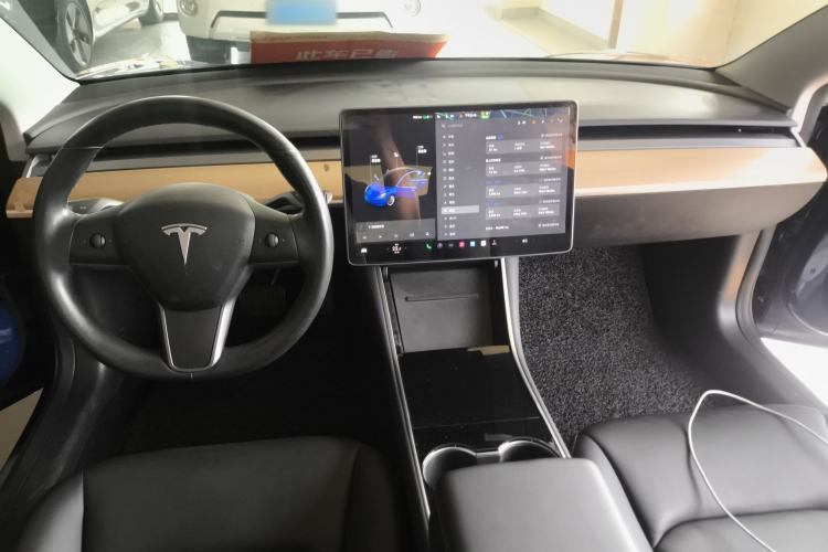 Used Tesla Model 3 2019 Long-Range Rear-Wheel-Drive Version Center Console