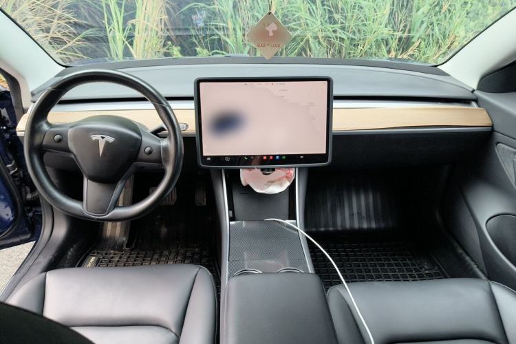 Used Tesla Model 3 2019 Long-Range Rear-Wheel-Drive Version Center Console