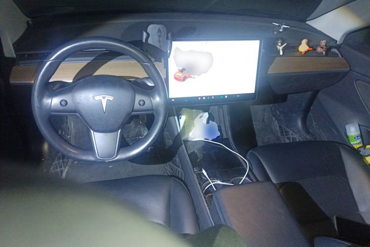 Used Tesla Model 3 2019 Long-Range Rear-Wheel-Drive Version Center Console