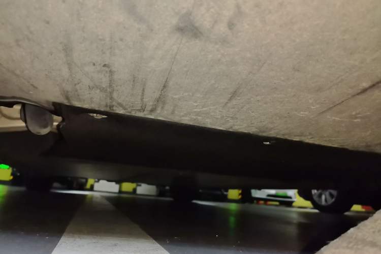 Used Tesla Model 3 2019 Long-Range Rear-Wheel-Drive Version Chassis Front