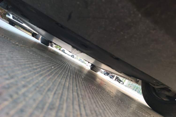 Used Tesla Model 3 2019 Standard Range Rear-Drive Upgraded Version Chassis Front
