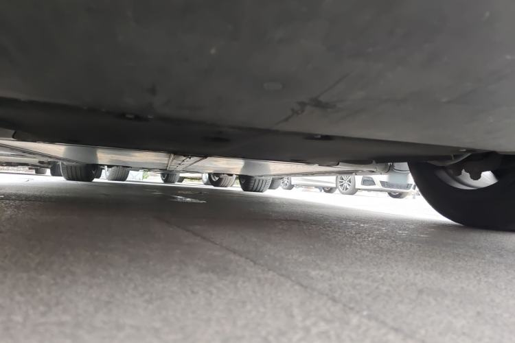 Used Tesla Model 3 2019 Standard Range Rear-Drive Upgraded Version Chassis Front