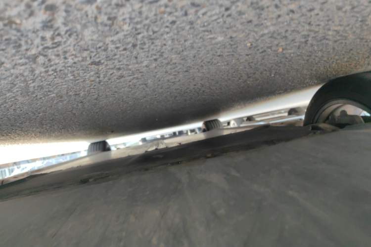 Used Tesla Model 3 2019 Standard Range Rear-Drive Upgraded Version Chassis Front
