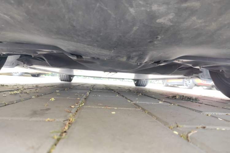 Used Tesla Model 3 2019 Long-Range All-Wheel-Drive Version Chassis Rear