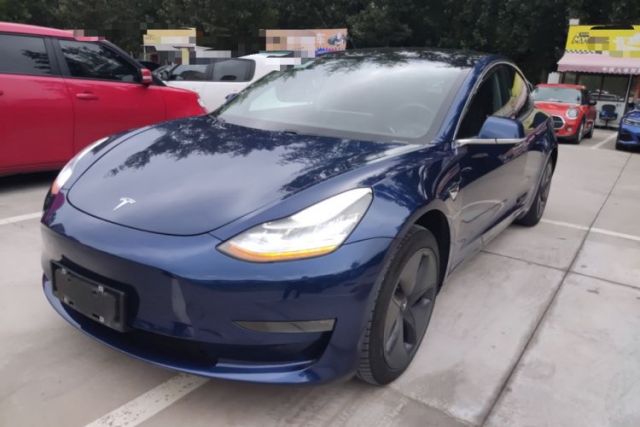 Tesla Model 3 2019 Long-Range Rear-Wheel-Drive Version مستعملة