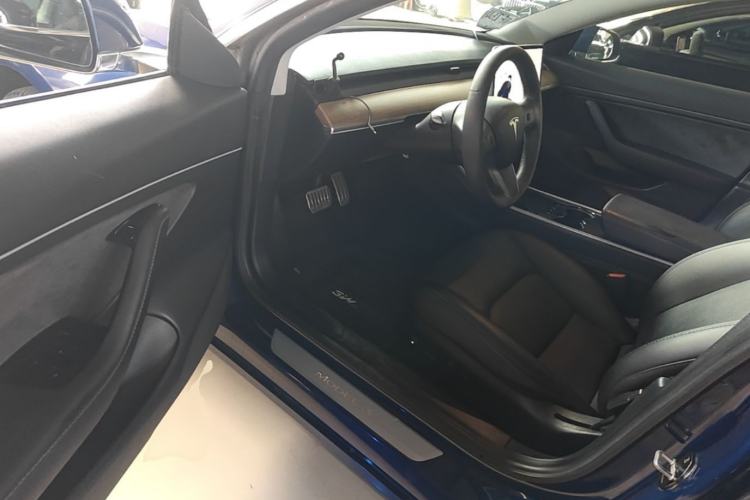 Used Tesla Model 3 2019 Long-Range Rear-Wheel-Drive Version Driver Seat
