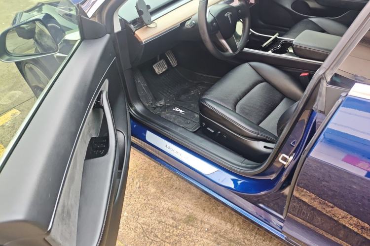 Used Tesla Model 3 2019 Long-Range Rear-Wheel-Drive Version Driver Seat