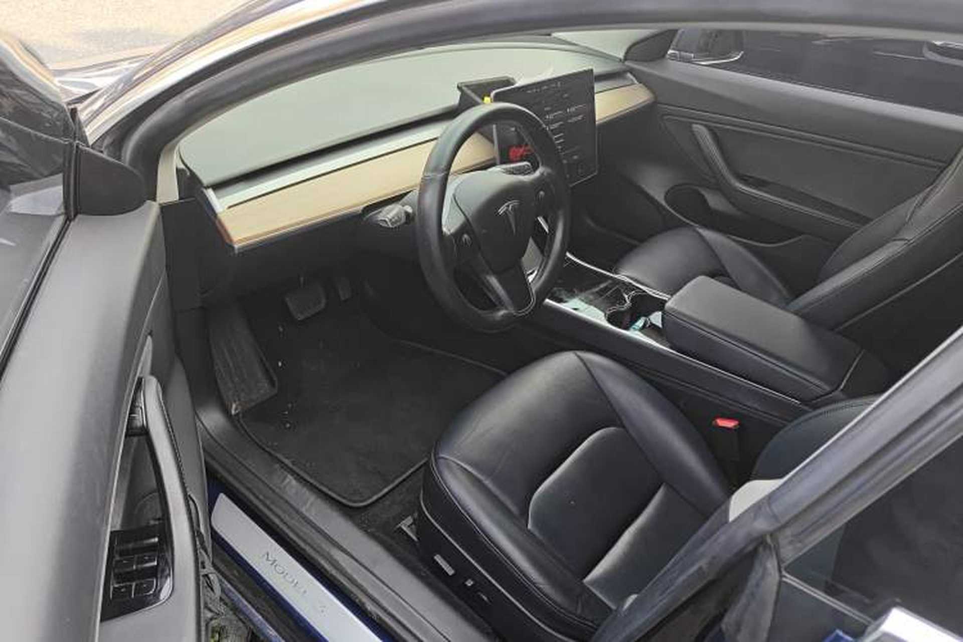 Used Tesla Model 3 2019 Long-Range Rear-Wheel-Drive Version Driver Seat