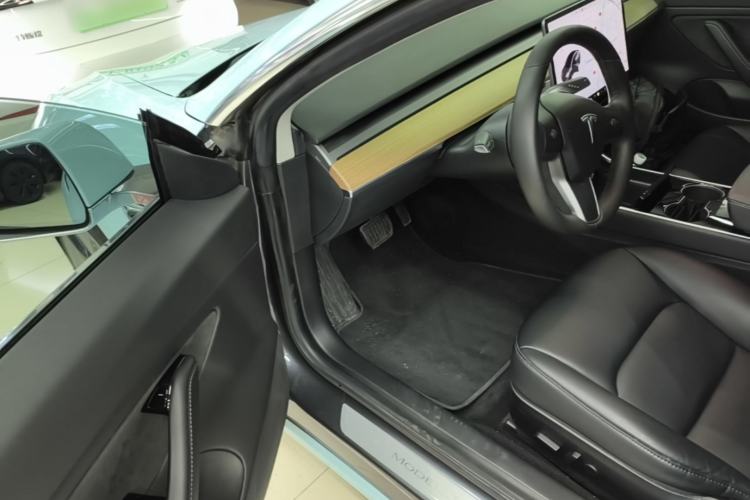 Used Tesla Model 3 2019 Long-Range Rear-Wheel-Drive Version Driver Seat