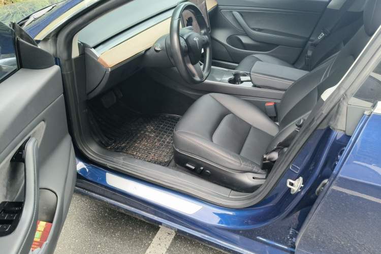 Used Tesla Model 3 2019 Long-Range Rear-Wheel-Drive Version Driver Seat