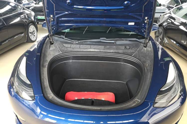 Used Tesla Model 3 2019 Long-Range Rear-Wheel-Drive Version Engine Bay