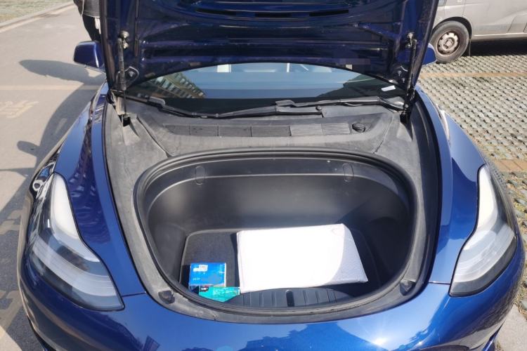 Used Tesla Model 3 2019 Long-Range Rear-Wheel-Drive Version Engine Bay