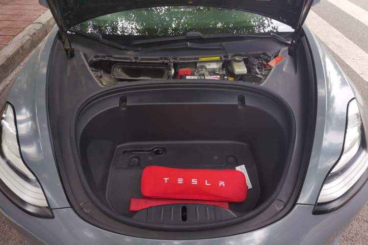 Used Tesla Model 3 2019 Performance High-Performance All-Wheel-Drive Version Engine Bay