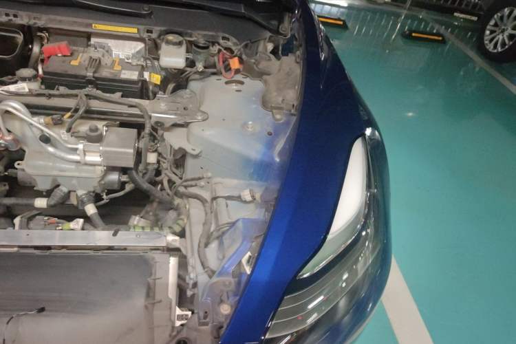 Used Tesla Model 3 2019 Standard Range Rear-Drive Upgraded Version Engine Bay Left