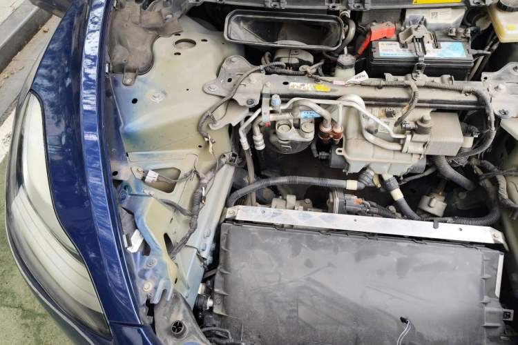 Used Tesla Model 3 2019 Standard Range Rear-Wheel Drive Upgraded Version (60 kWh) Engine Bay Right