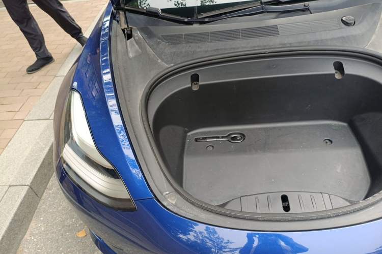 Used Tesla Model 3 2019 Standard Range Rear-Drive Upgraded Version Engine Bay Right