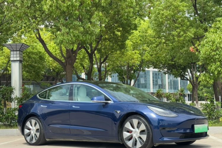 Used Tesla Model 3 2019 Performance High-Performance All-Wheel-Drive Version Exterior 1