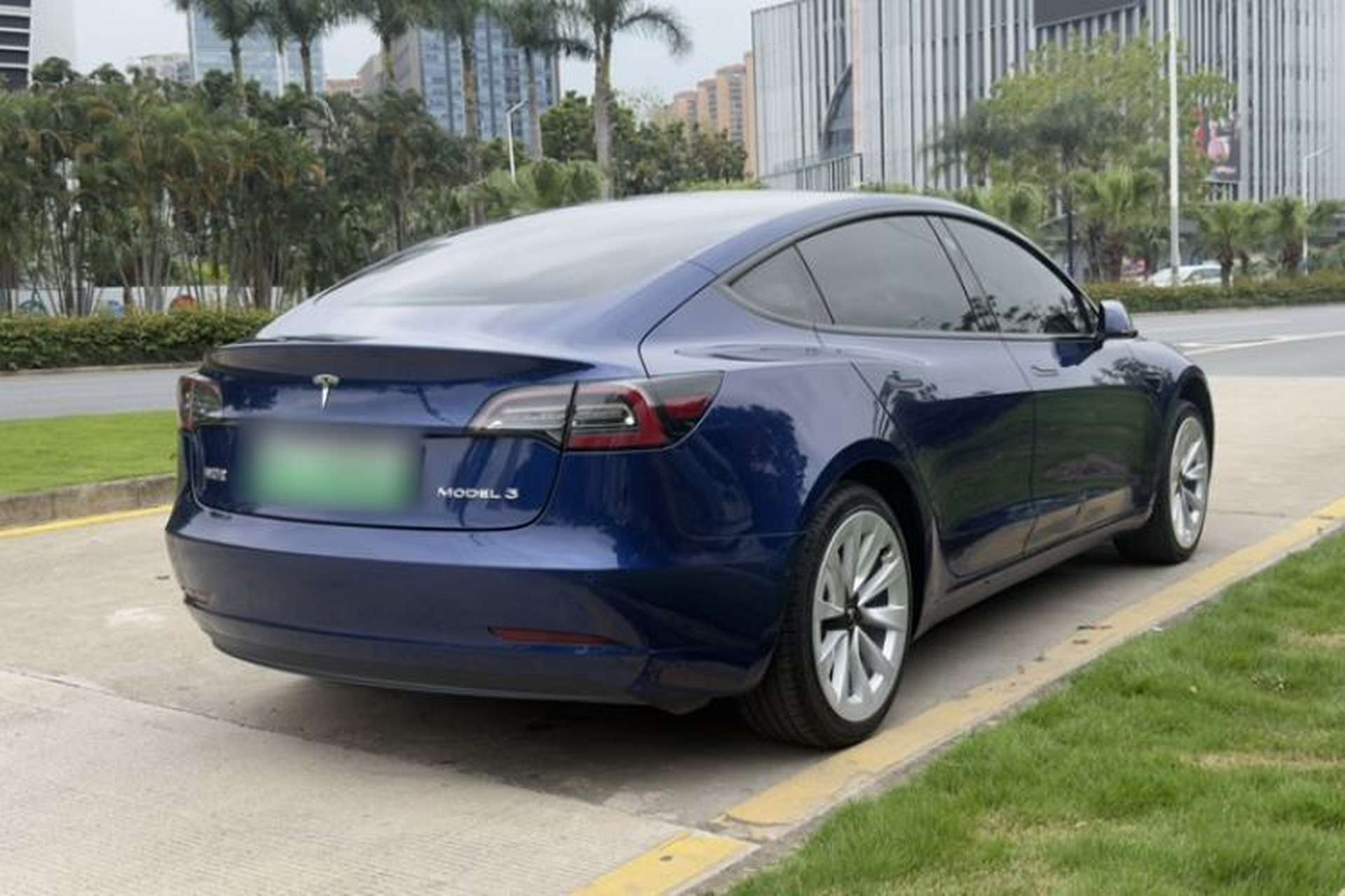 Used Tesla Model 3 2019 Standard Range Rear-Drive Upgraded Version Exterior 1
