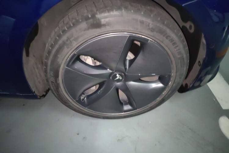 Used Tesla Model 3 2019 Long-Range All-Wheel-Drive Version Exterior 1