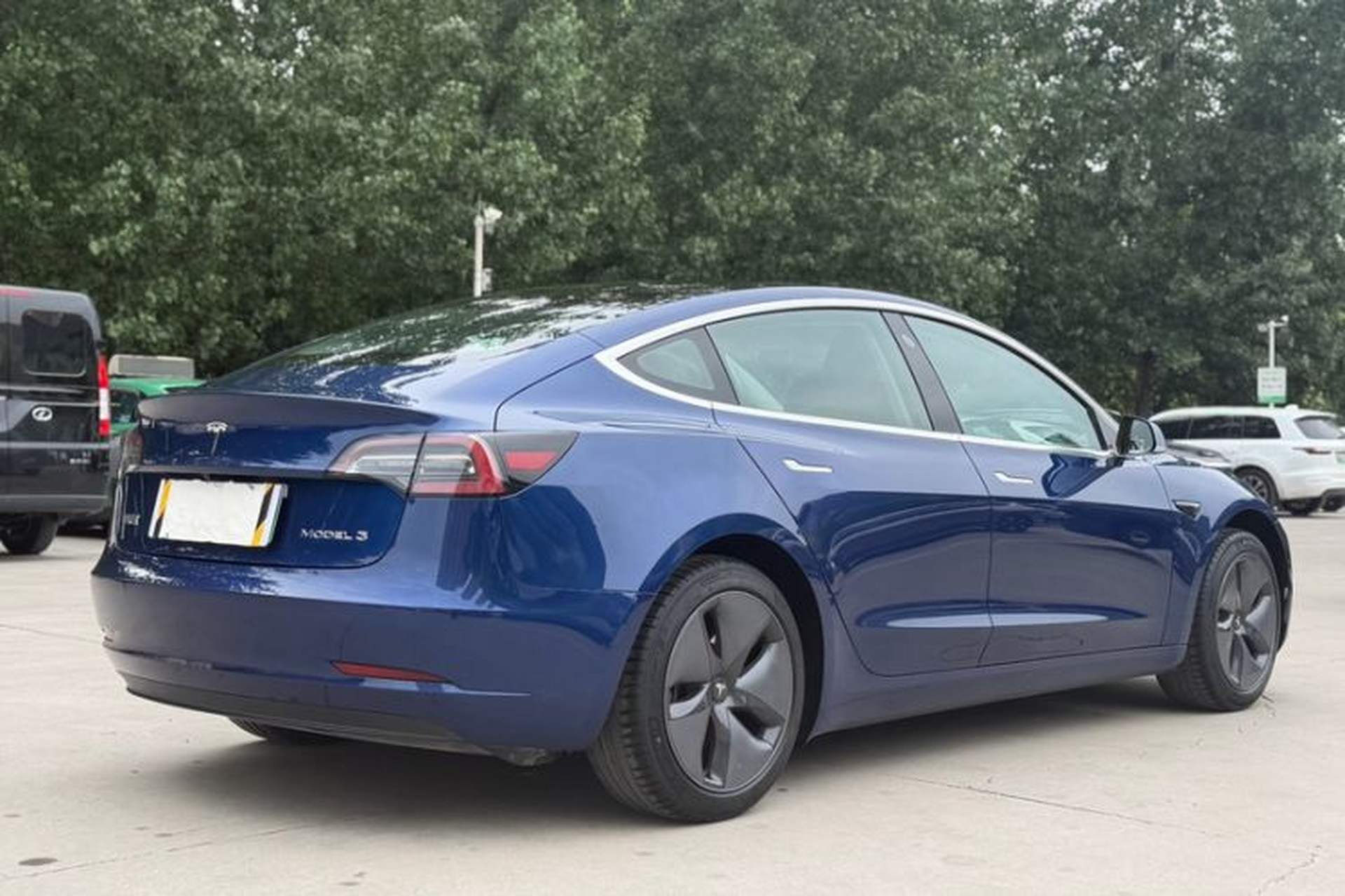 Used Tesla Model 3 2019 Standard Range Rear-Drive Upgraded Version Exterior 11