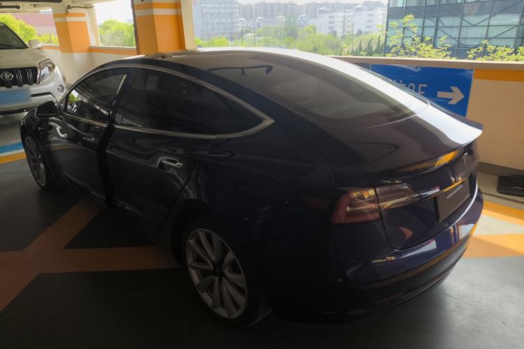 Used Tesla Model 3 2019 Long-Range Rear-Wheel-Drive Version Exterior 2