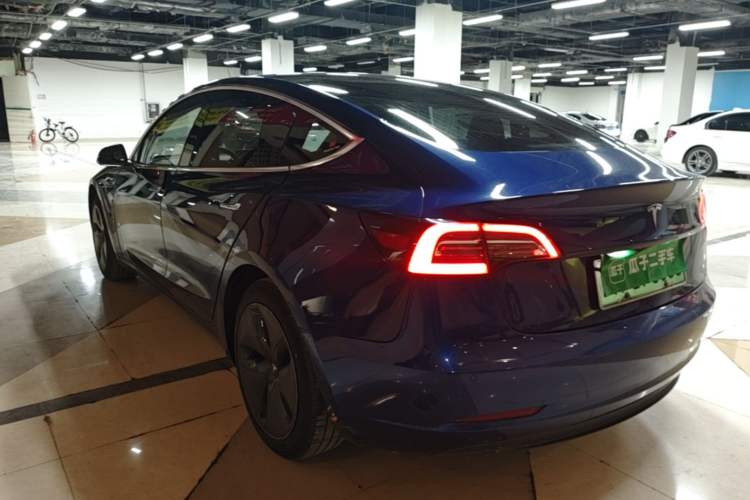 Used Tesla Model 3 2019 Standard Range Rear-Wheel Drive Upgraded Version (60 kWh) Exterior 2
