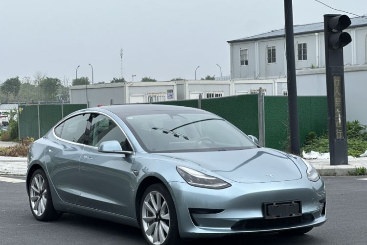 Used Tesla Model 3 2019 Standard Range Rear-Drive Upgraded Version Exterior 2