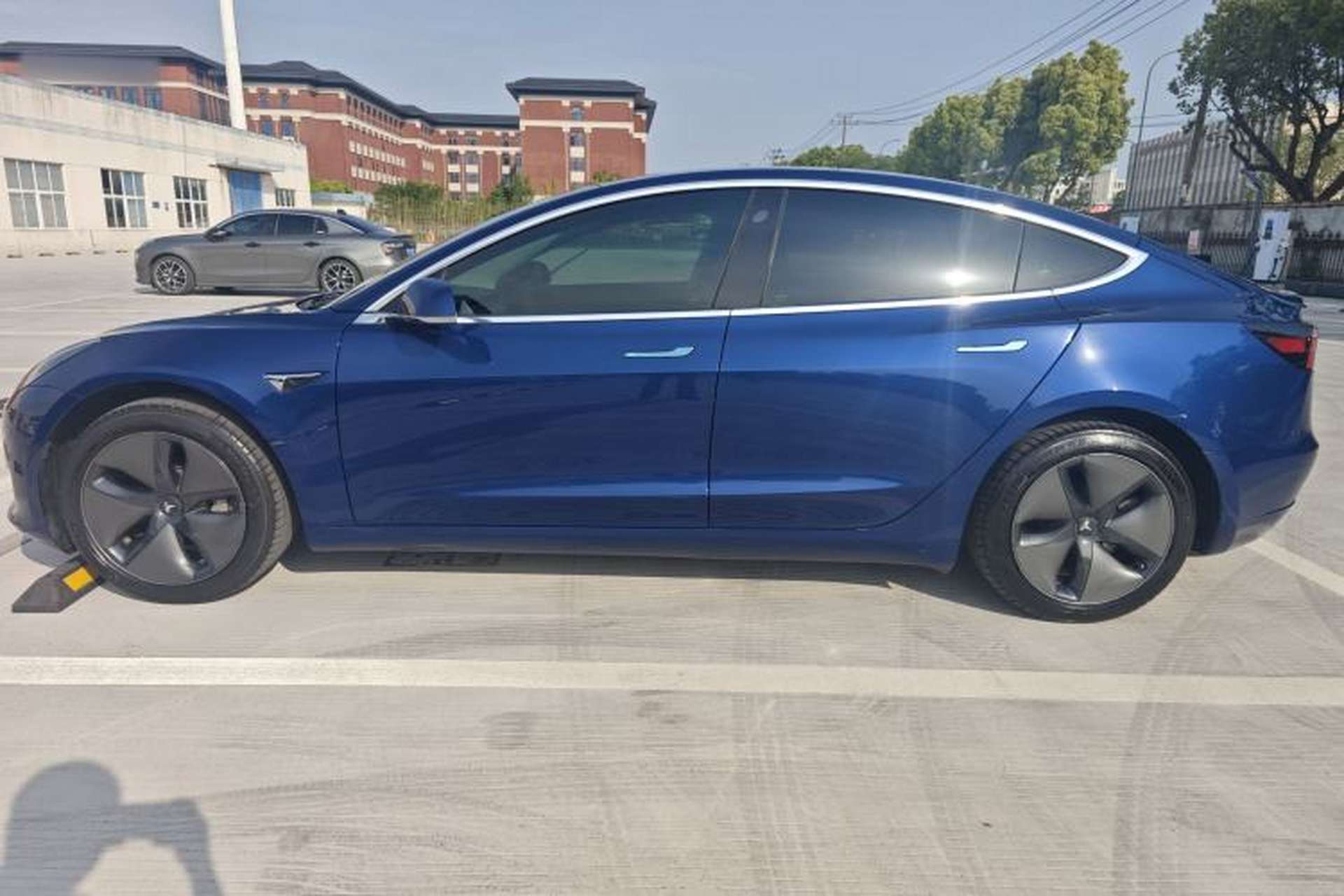 Used Tesla Model 3 2019 Standard Range Rear-Drive Upgraded Version Exterior 3