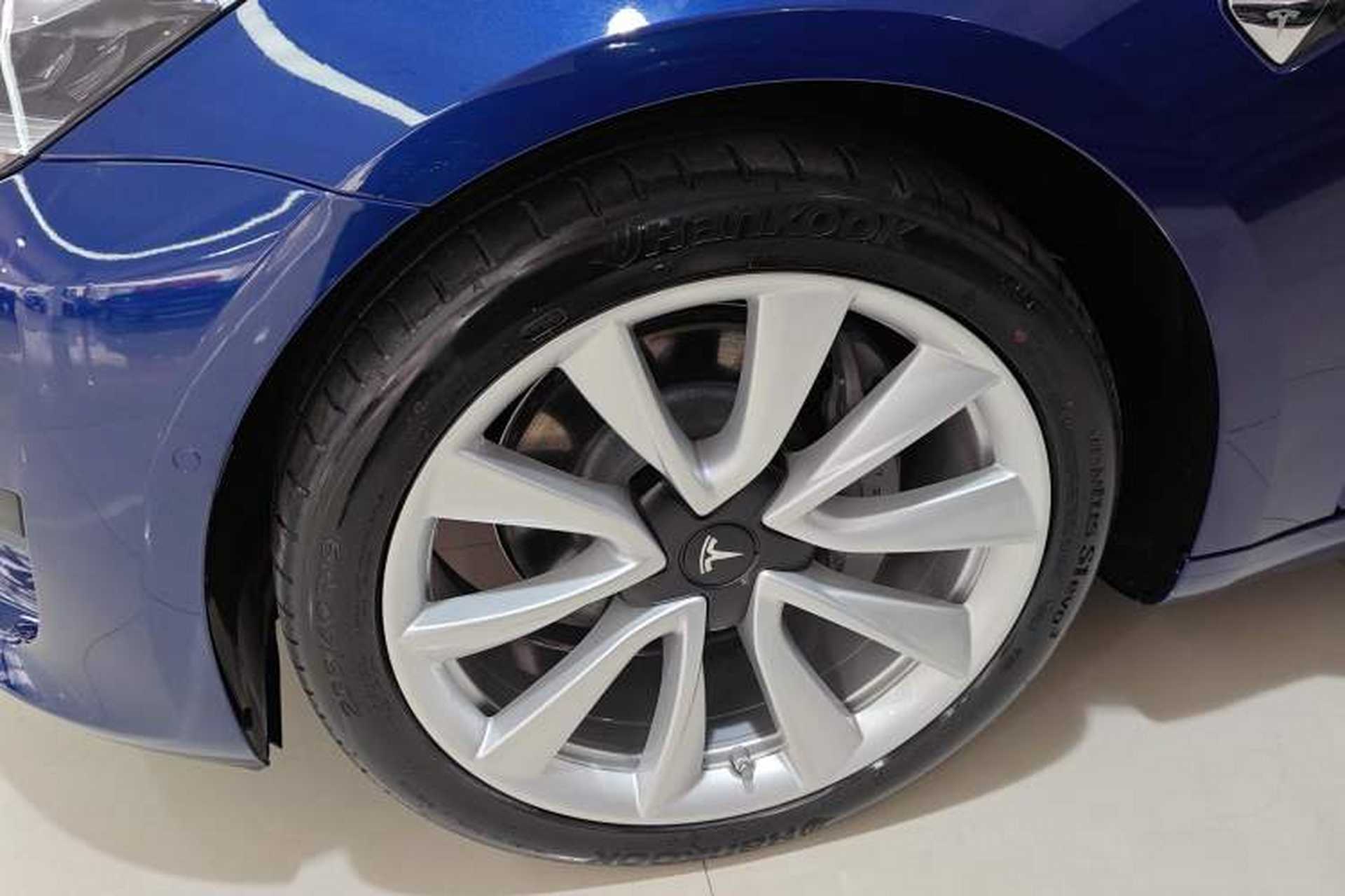 Used Tesla Model 3 2019 Standard Range Rear-Drive Upgraded Version Exterior 4