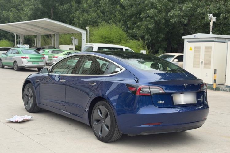 Used Tesla Model 3 2019 Standard Range Rear-Drive Upgraded Version Exterior 4