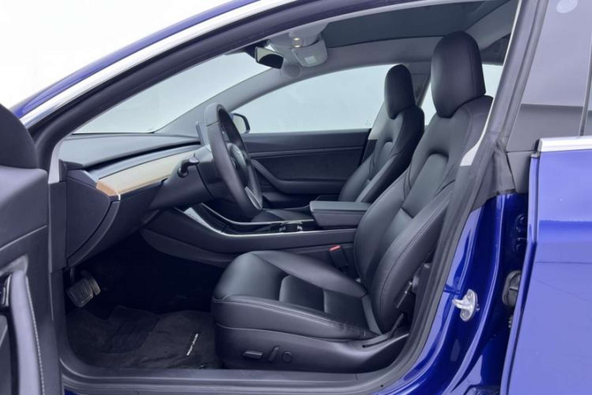 Used Tesla Model 3 2019 Standard Range Rear-Drive Upgraded Version Exterior 5
