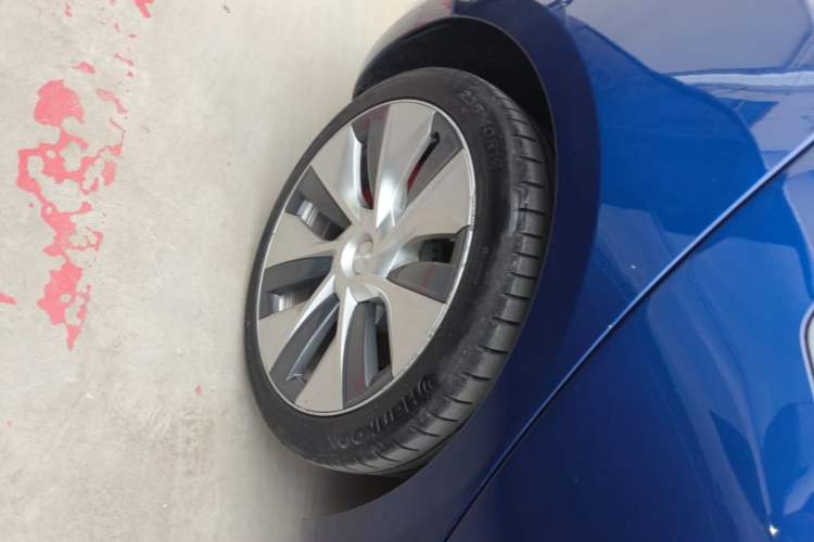 Used Tesla Model 3 2019 Performance High-Performance All-Wheel-Drive Version Exterior 5
