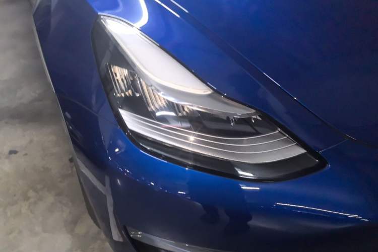 Used Tesla Model 3 2019 Long-Range Rear-Wheel-Drive Version Exterior 6