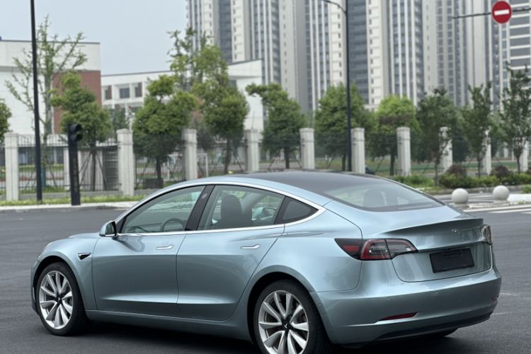 Used Tesla Model 3 2019 Standard Range Rear-Drive Upgraded Version Exterior 6