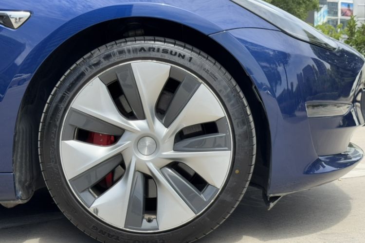 Used Tesla Model 3 2019 Performance High-Performance All-Wheel-Drive Version Exterior 7