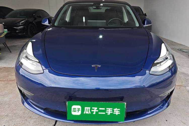 Used Tesla Model 3 2019 Long-Range All-Wheel-Drive Version Front
