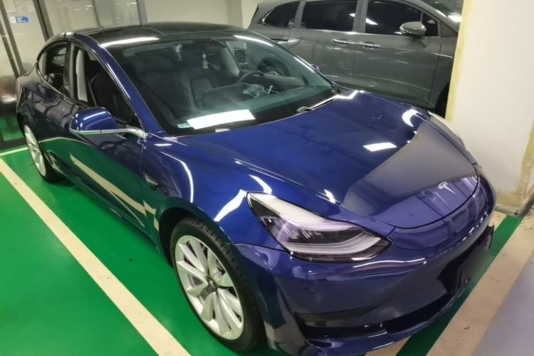Used Tesla Model 3 2019 Standard Range Rear-Drive Upgraded Version Front Right 45 Deg
