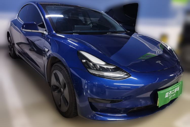 Used Tesla Model 3 2019 Standard Range Rear-Drive Upgraded Version Front Right 45 Deg