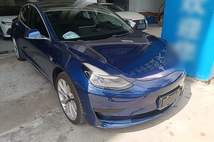 Used Tesla Model 3 2019 Standard Range Rear-Drive Upgraded Version Front Right 45 Deg