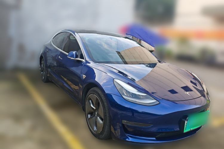 Used Tesla Model 3 2019 Long-Range Rear-Wheel-Drive Version Front Right 45 Deg