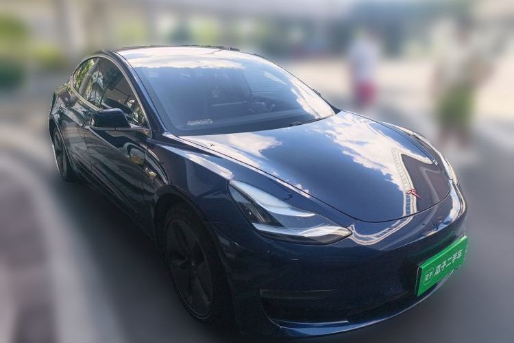Used Tesla Model 3 2019 Long-Range All-Wheel-Drive Version Front Right 45 Deg