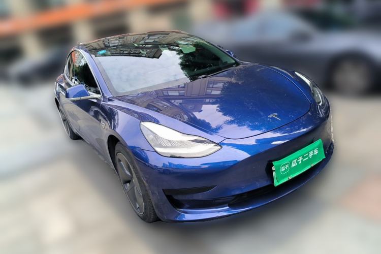 Used Tesla Model 3 2019 Standard Range Rear-Drive Upgraded Version Front Right 45 Deg