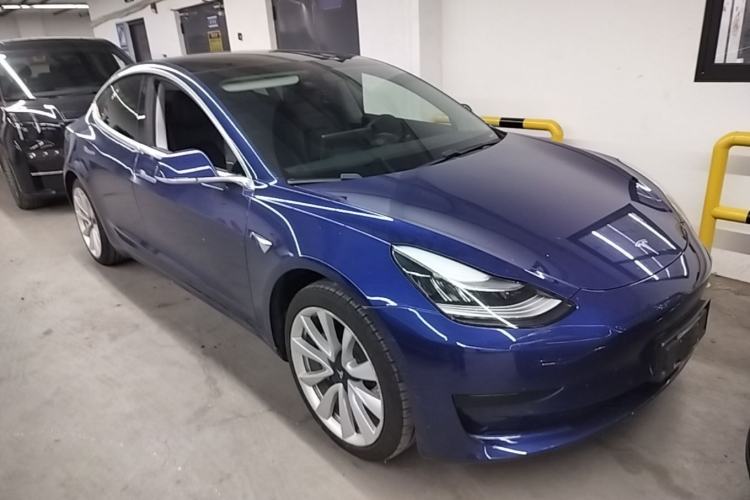 Used Tesla Model 3 2019 Standard Range Rear-Drive Upgraded Version Front Right 45 Deg
