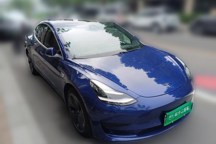 Used Tesla Model 3 2019 Standard Range Rear-Drive Upgraded Version Front Right 45 Deg