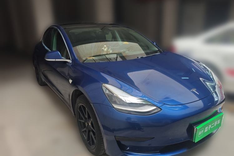 Used Tesla Model 3 2019 Standard Range Rear-Drive Upgraded Version Front Right 45 Deg