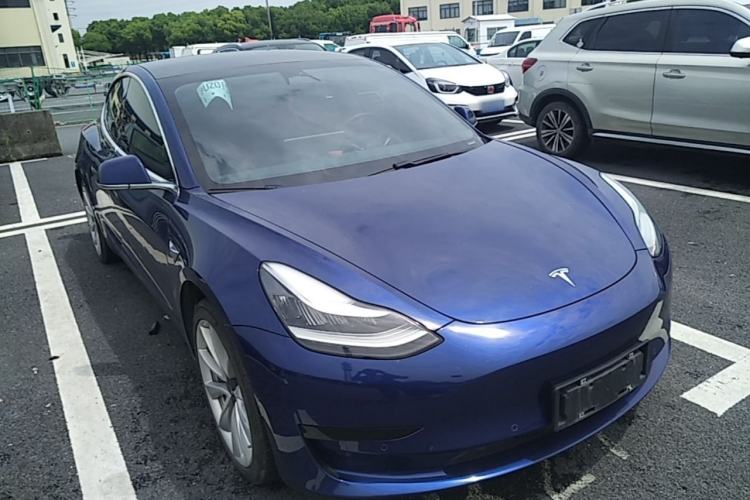 Used Tesla Model 3 2019 Standard Range Rear-Drive Upgraded Version Front Right 45 Deg