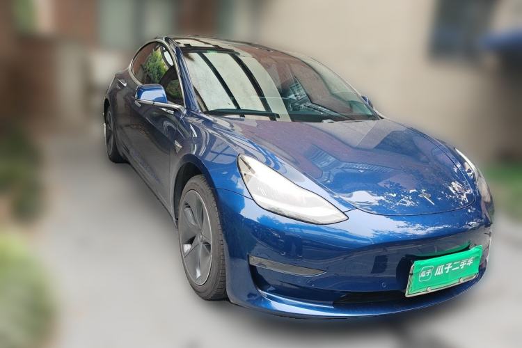 Used Tesla Model 3 2019 Long-Range Rear-Wheel-Drive Version Front Right 45 Deg