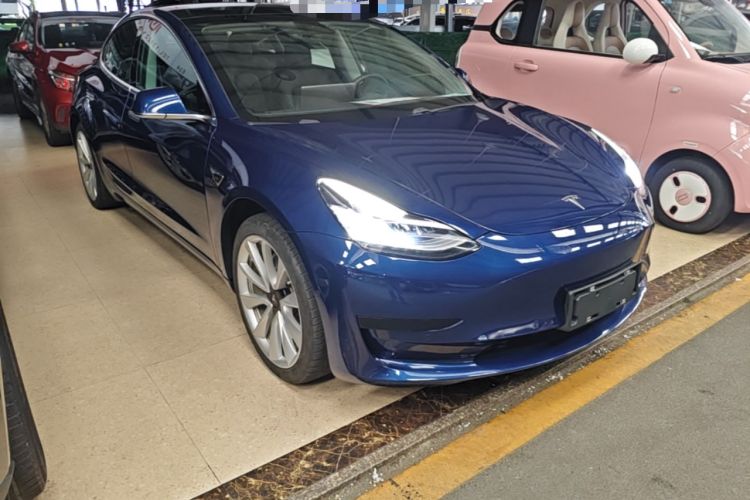 Used Tesla Model 3 2019 Standard Range Rear-Drive Upgraded Version Front Right 45 Deg