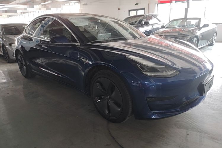 Used Tesla Model 3 2019 Standard Range Rear-Drive Upgraded Version Front Right 45 Deg
